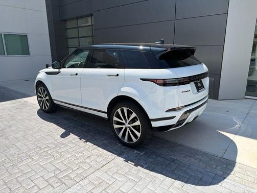 Fuji White 2025 Land Rover Range Rover Evoque Dynamic