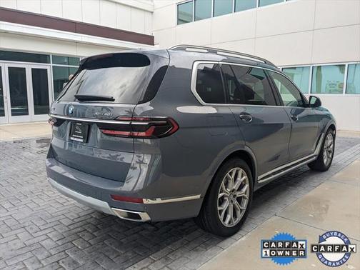 2025 BMW X7 xDrive40i