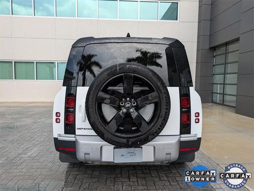 2024 Land Rover Defender 130 P400 S