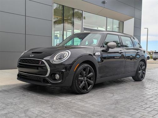 2017 MINI Clubman Cooper S