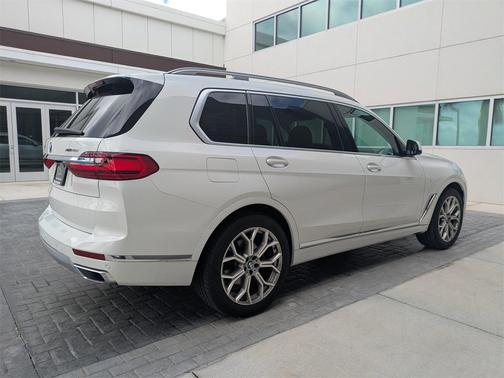 2022 BMW X7 xDrive40i