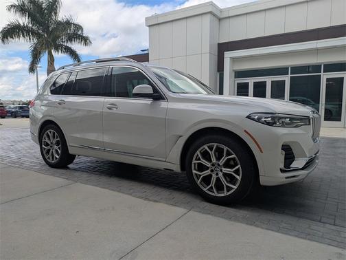 2022 BMW X7 xDrive40i