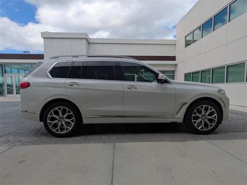 2022 BMW X7 xDrive40i