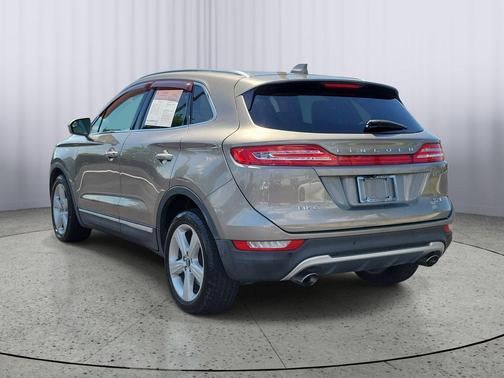 Luxe Silver Metallic 2017 Lincoln MKC Premiere