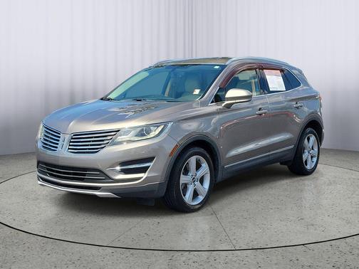 Luxe Silver Metallic 2017 Lincoln MKC Premiere