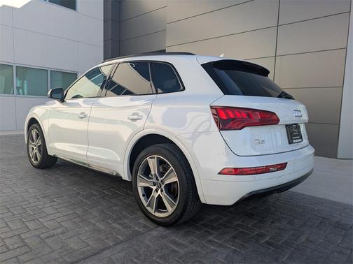2019 Audi Q5 2.0T Premium Plus