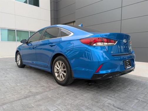 2018 Hyundai SONATA SE