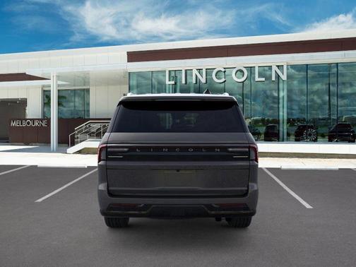 2025 Lincoln Navigator Black Label