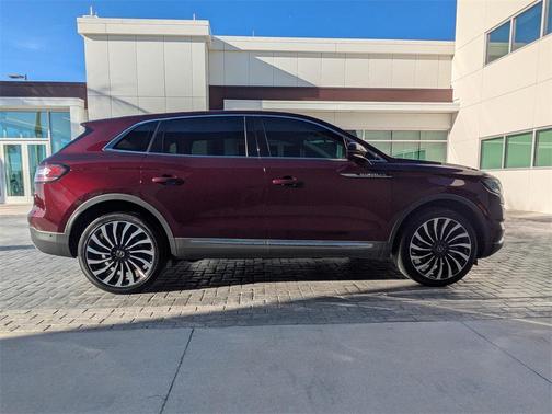 2023 Lincoln Nautilus Black Label