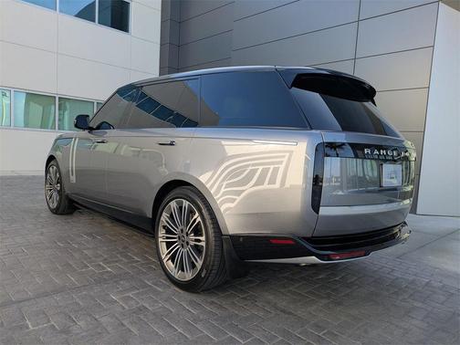 2025 Land Rover Range Rover P530 Autobiography