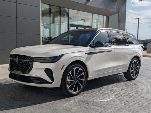 2024 Lincoln Nautilus Black Label