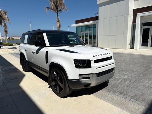 Fuji White 2024 Land Rover Defender 130 P400 S