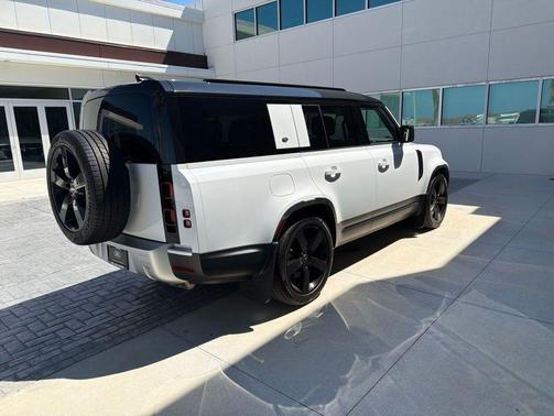 Fuji White 2024 Land Rover Defender 130 P400 S