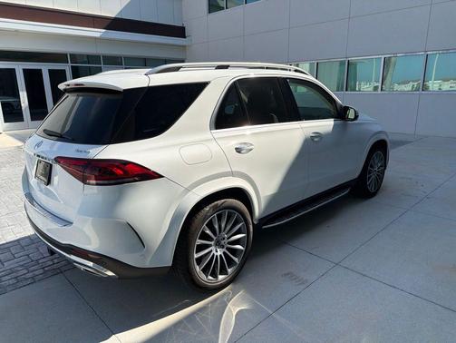Polar White 2021 Mercedes-Benz GLE 450 4MATIC