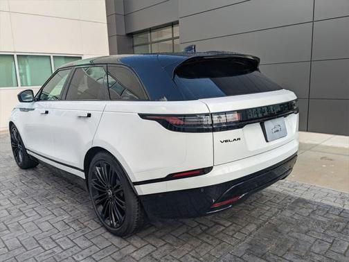 2026 Land Rover Range Rover Velar P250 SE R-Dynamic
