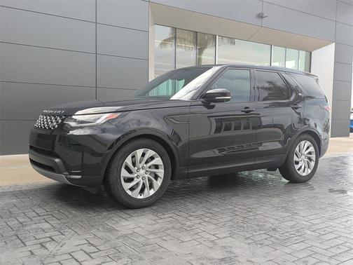 2025 Land Rover Discovery P300 S