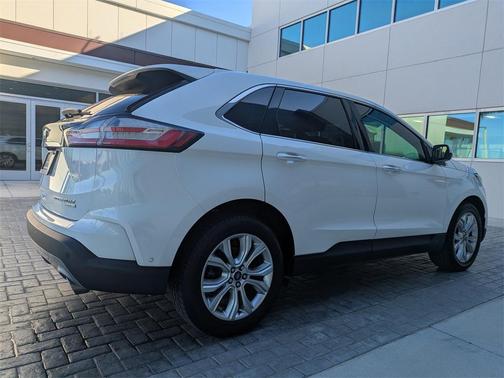 2020 Ford Edge Titanium