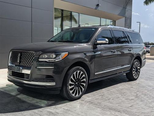2024 Lincoln Navigator Black Label