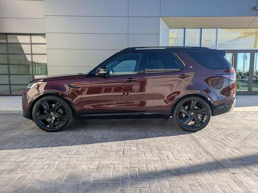 Sedona Red 2026 Land Rover Discovery Gemini Edition