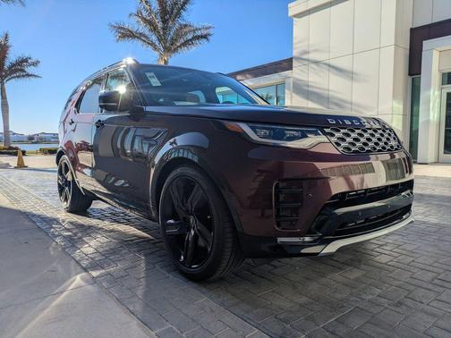 Sedona Red 2026 Land Rover Discovery Gemini Edition