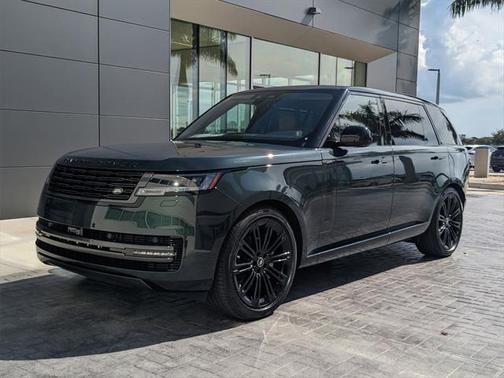 2025 Land Rover Range Rover P400 SE 7 Seat