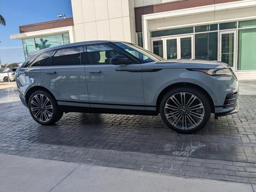 2025 Land Rover Range Rover Velar P250 SE R-Dynamic