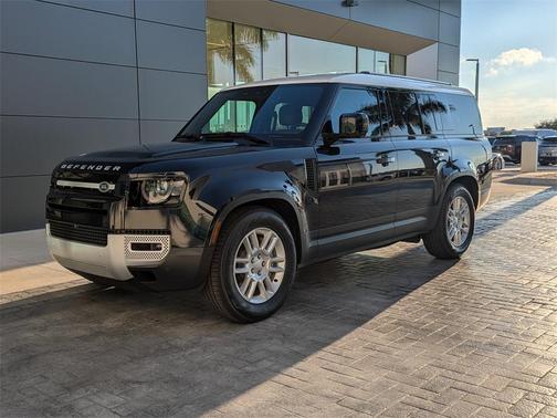 2025 Land Rover Defender 130 P400 S