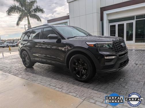 2023 Ford Explorer ST-Line