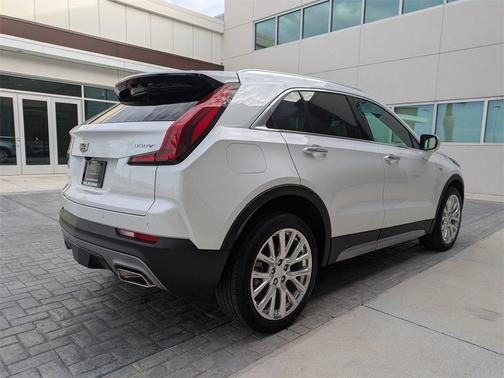2021 Cadillac XT4 Premium Luxury