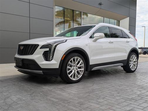 2021 Cadillac XT4 Premium Luxury