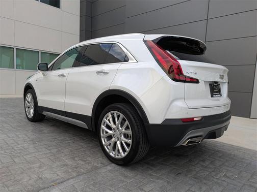 2021 Cadillac XT4 Premium Luxury