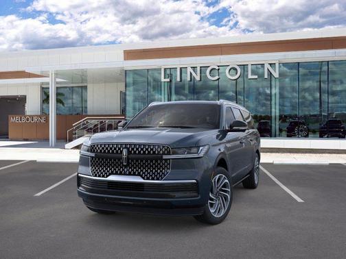 Flight Blue Metallic Clearcoat 2026 Lincoln Navigator Reserve
