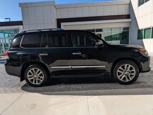 2014 Lexus LX 570 Base