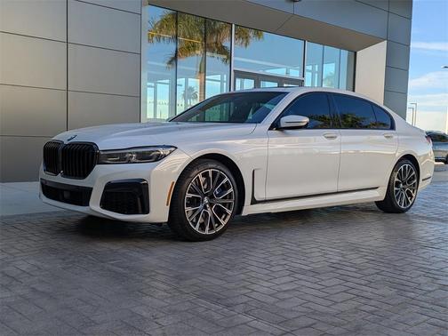 2022 BMW 750 i xDrive