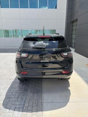 Diamond Black Crystal Pearlcoat 2022 Jeep Compass High Altitude