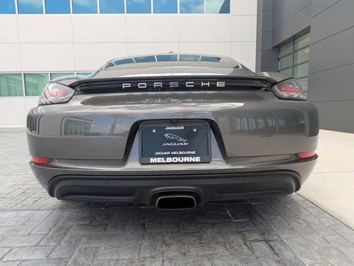 2018 Porsche 718 Cayman Base