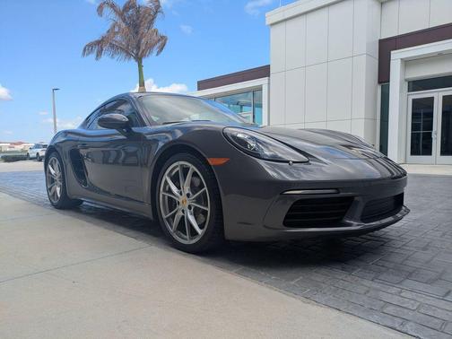 2018 Porsche 718 Cayman Base