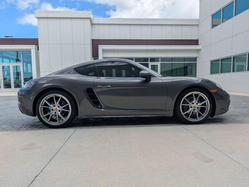 2018 Porsche 718 Cayman Base