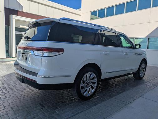 2024 Lincoln Navigator Reserve