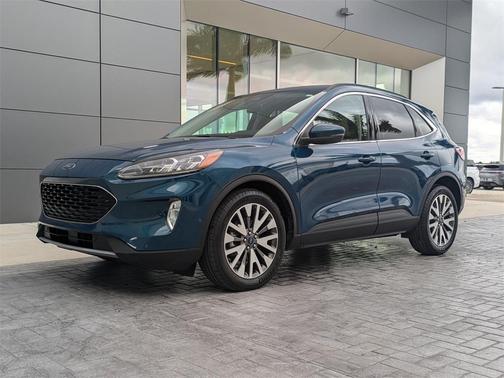 2020 Ford Escape Titanium
