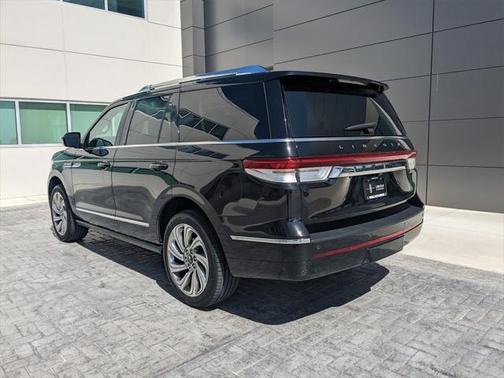 2022 Lincoln Navigator Reserve