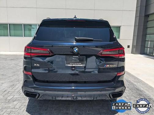 2022 BMW X5 M50i