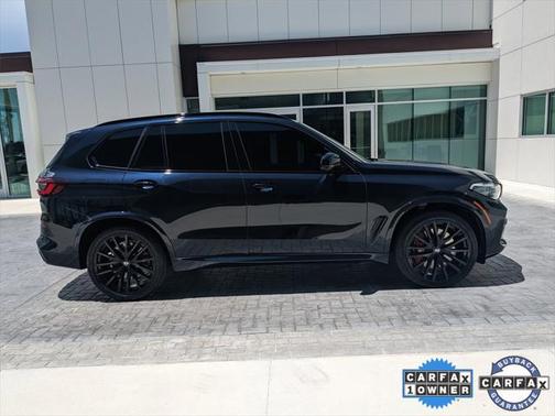 2022 BMW X5 M50i