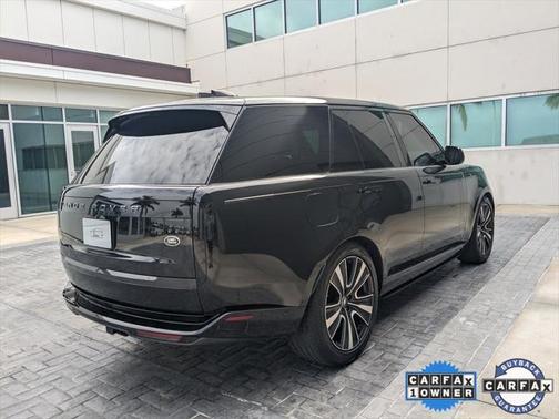 2023 Land Rover Range Rover P530 SE