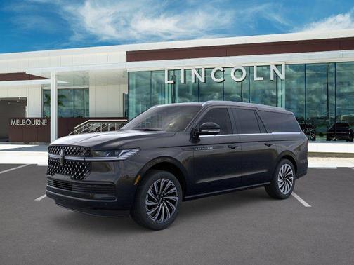 Infinite Black Metallic Clearcoat 2026 Lincoln Navigator Black Label