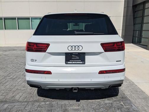 2019 Audi Q7 45 Premium Plus