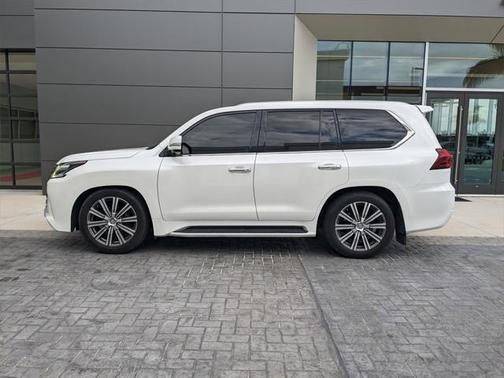 2016 Lexus LX 570 Base