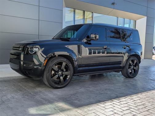 2023 Land Rover Defender 110 V8