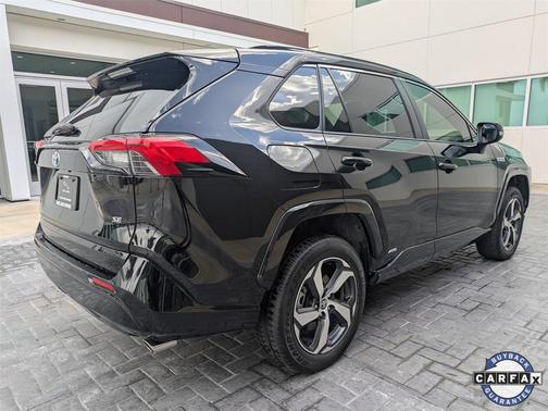 2024 Toyota RAV4 Prime SE