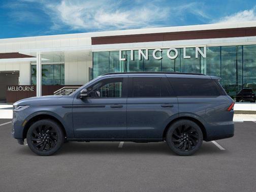 Flight Blue Metallic Clearcoat 2026 Lincoln Navigator Reserve